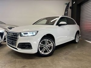 Audi Q5  QUATTRO S-line plus 2.0 190cv – IVA ESPOSTA