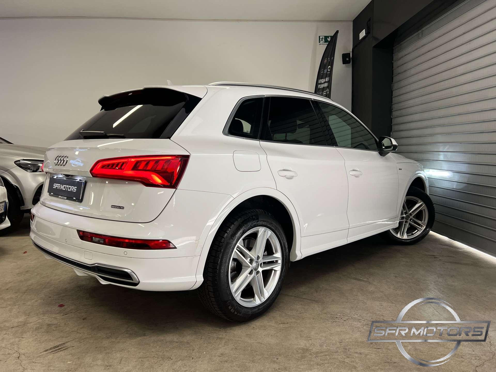 Audi Q5  QUATTRO S-line plus 2.0 190cv – IVA ESPOSTA