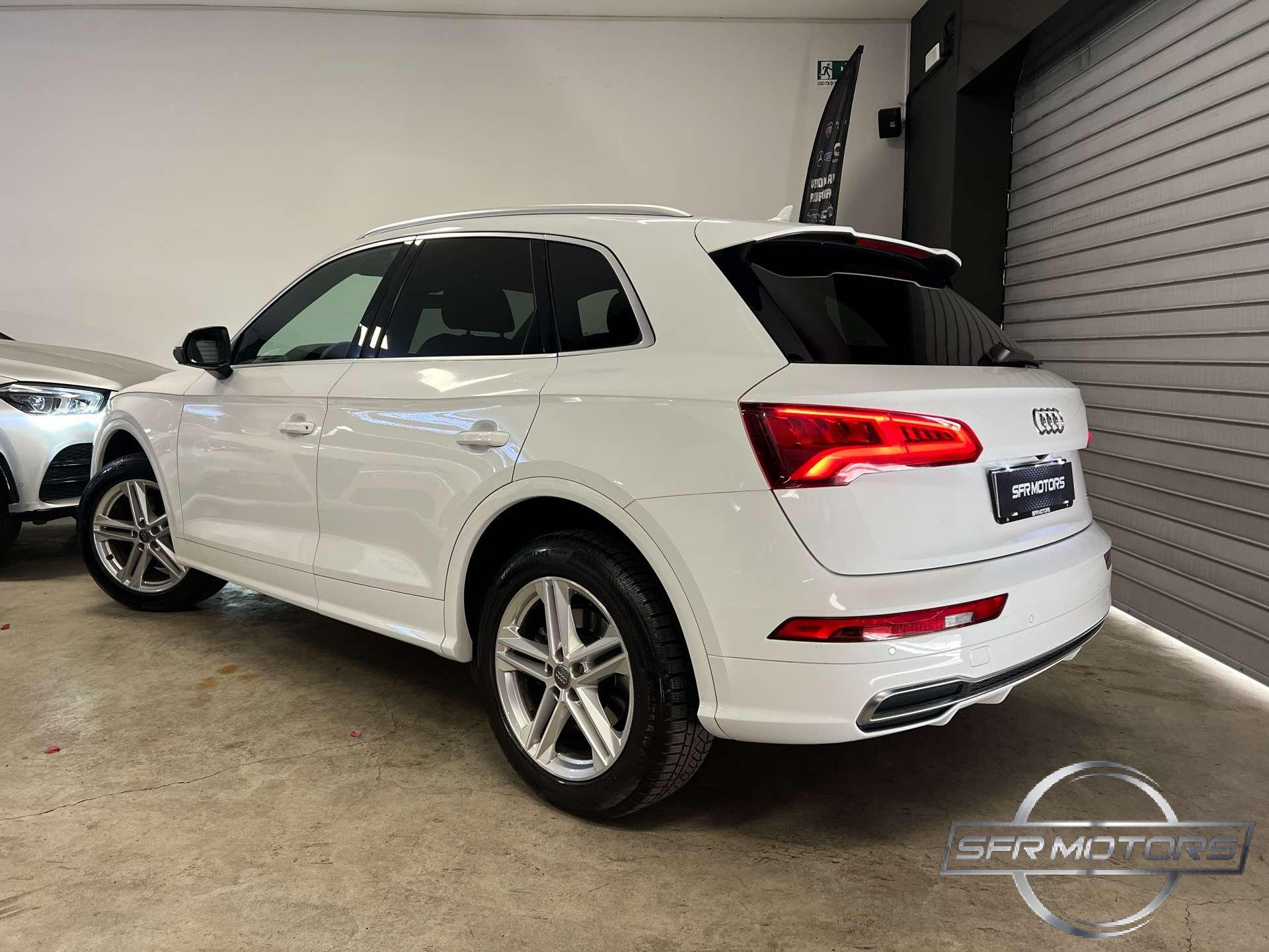 Audi Q5  QUATTRO S-line plus 2.0 190cv – IVA ESPOSTA