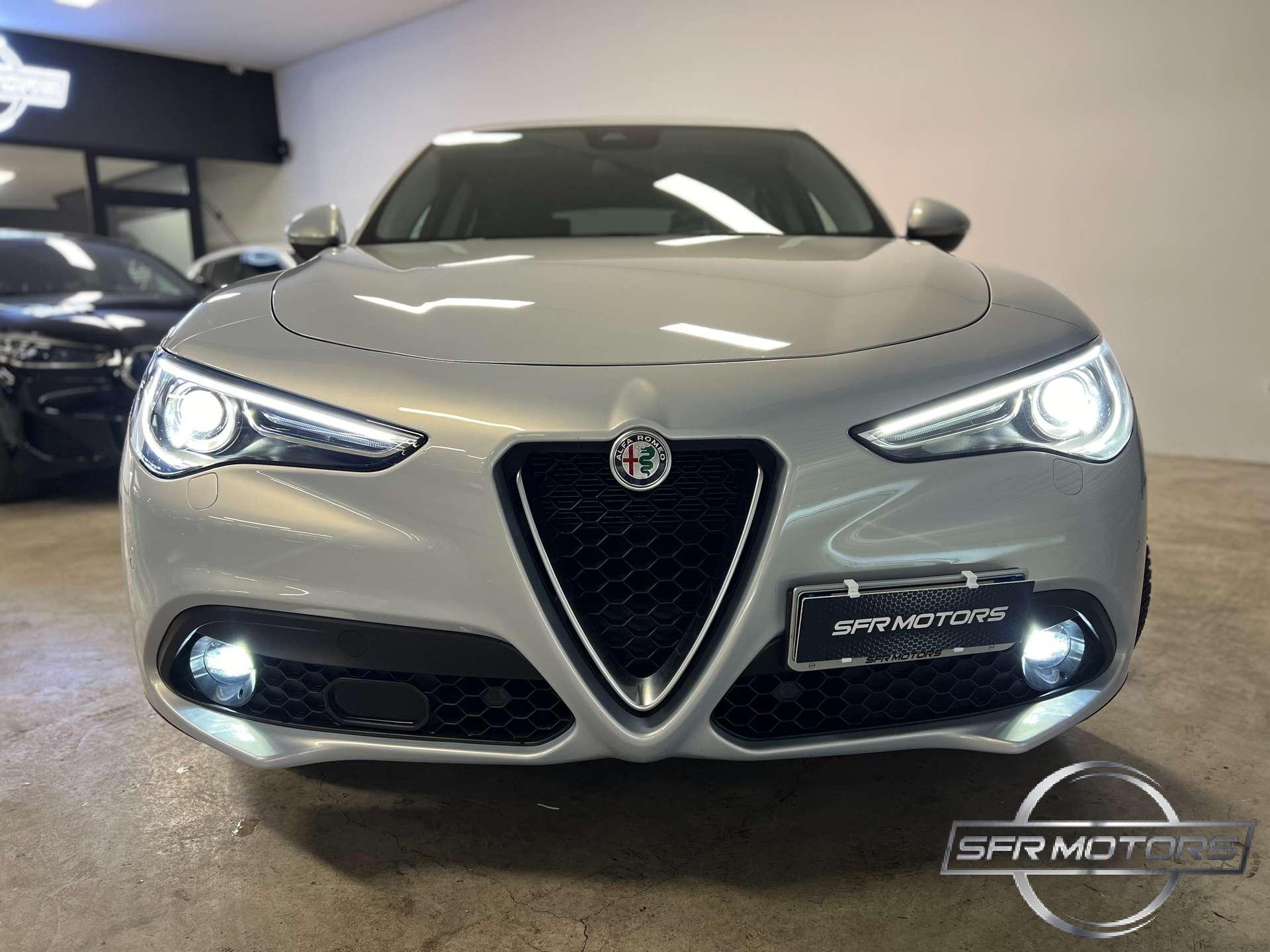 Alfa Romeo Stelvio  Business 2.2 160cv – AUTOCARRO N1 IVA ESPOSTA