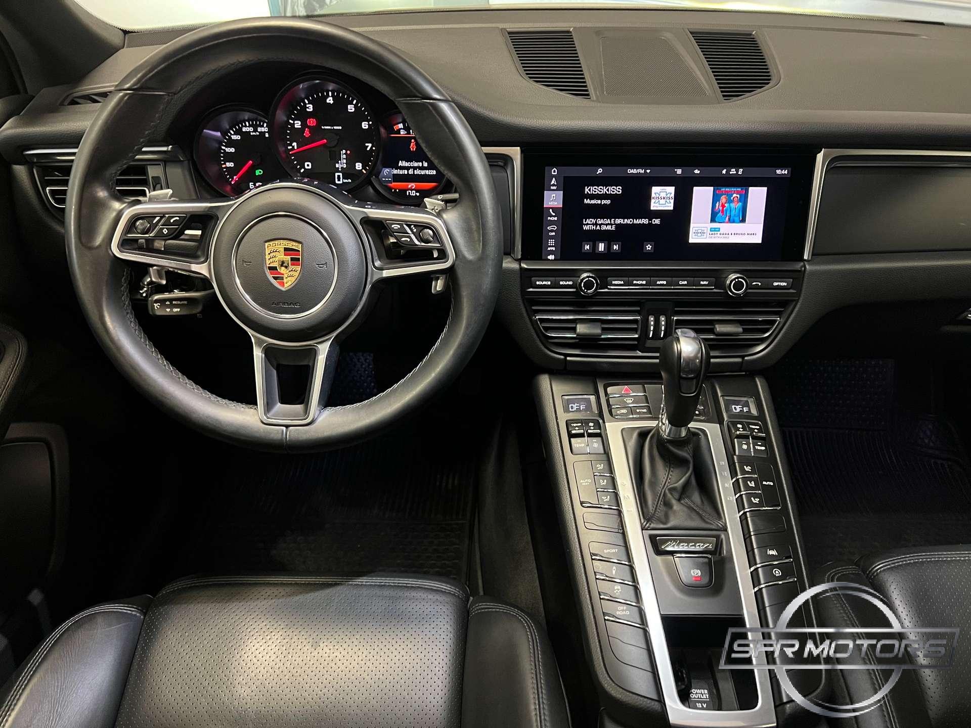 Porsche Macan  2.0 245cv pdk – TETTO APRIBILE