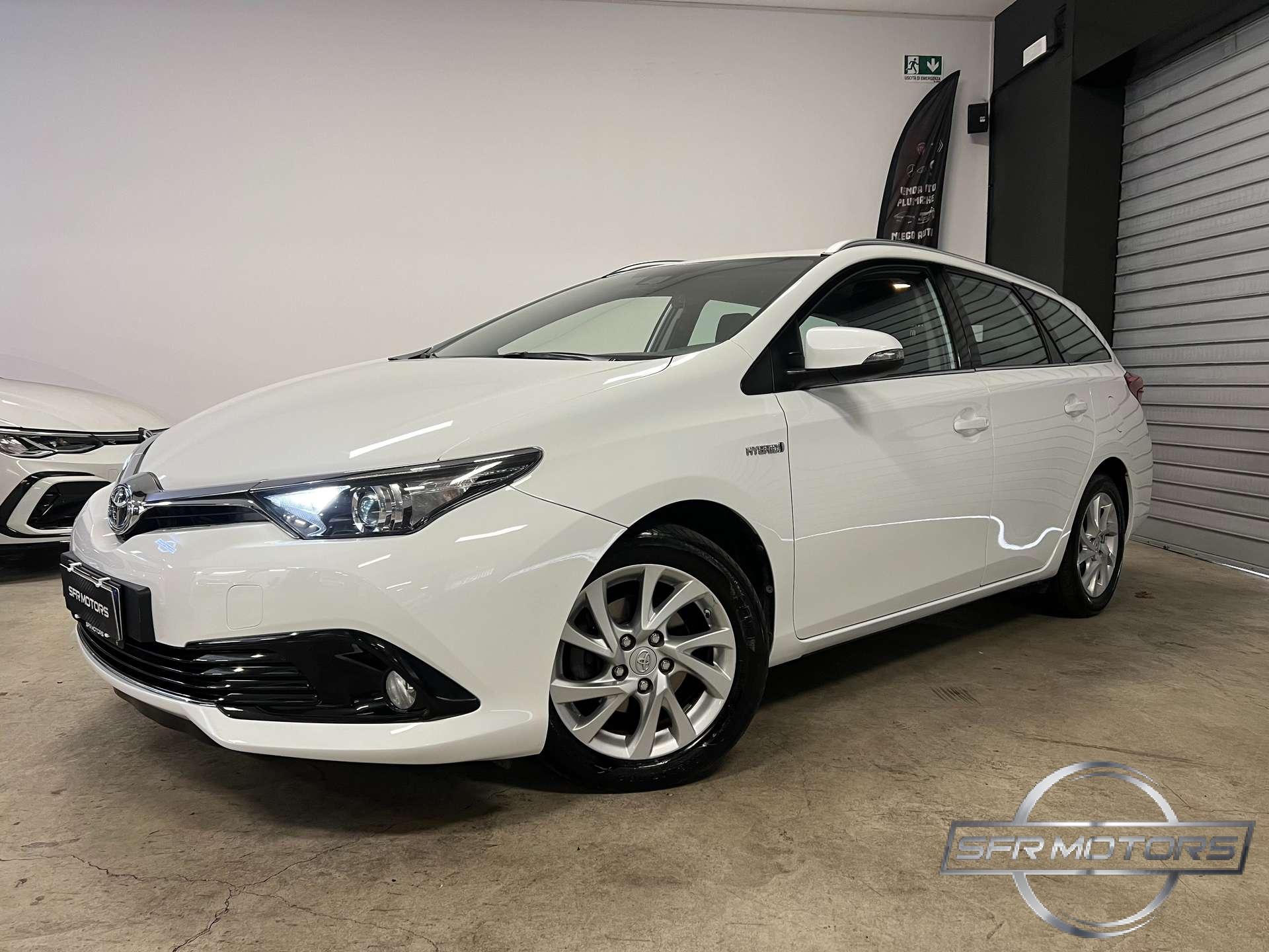 Toyota Auris  Hybrid 1.8 99cv