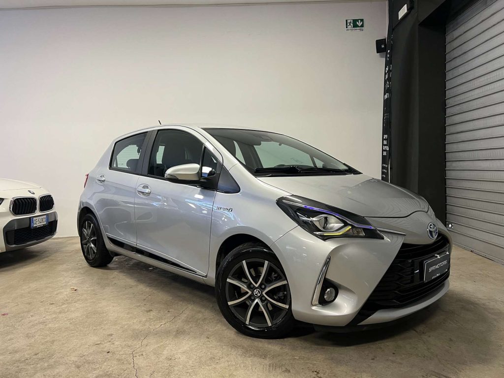 Toyota Yaris  Active Hybrid 1.5 73cv