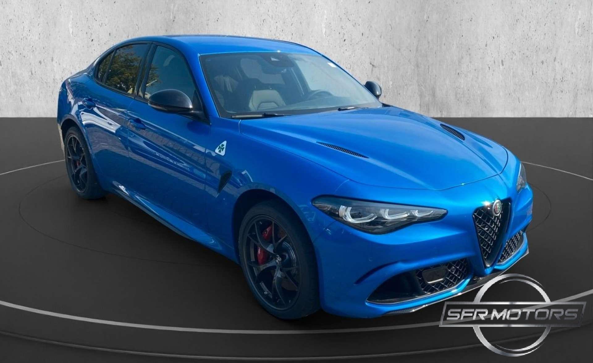 Alfa Romeo Giulia  2.9 V6 Quadrifoglio 520cv auto CAMERA/KEYLESS