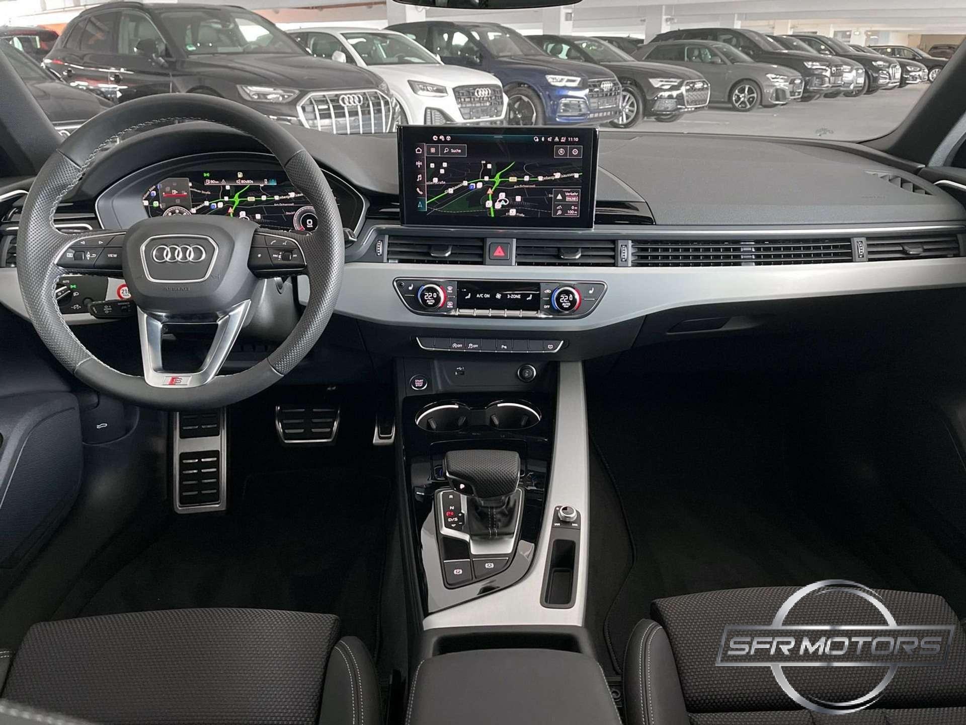 Audi A4  Avant 30 2.0 tdi mhev S Line editions-tronic/TETTO