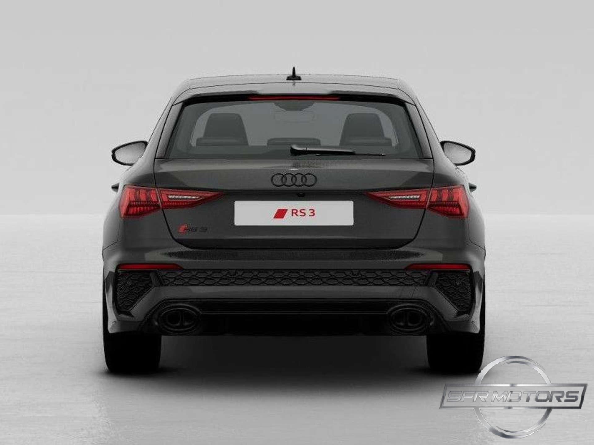 Audi RS3  Sportback 2.5tfsiquattro s-tronic TETTO/B&O7MATRIX