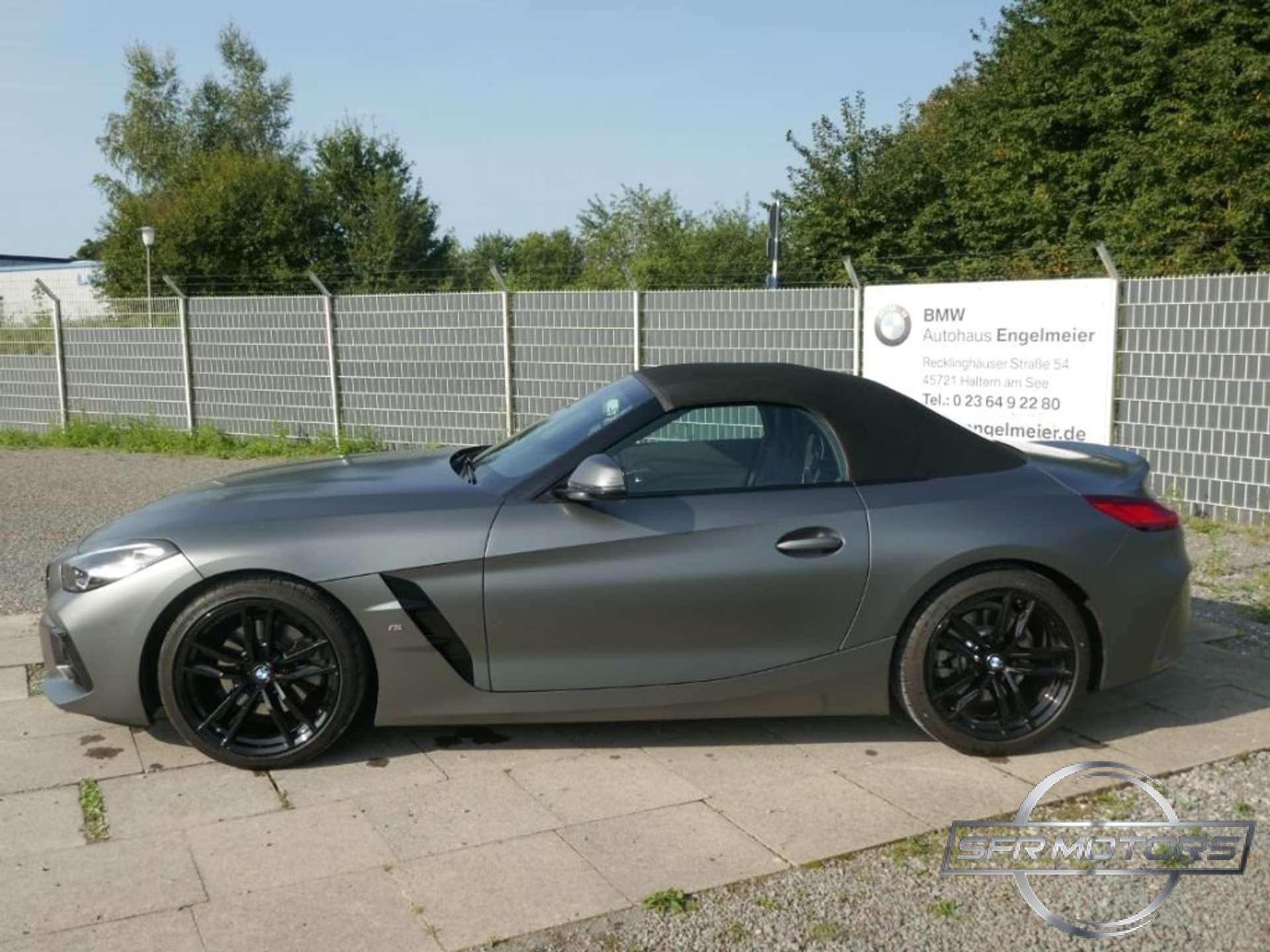 BMW Z4  sdrive 20i Msport auto – FROZEN GREY