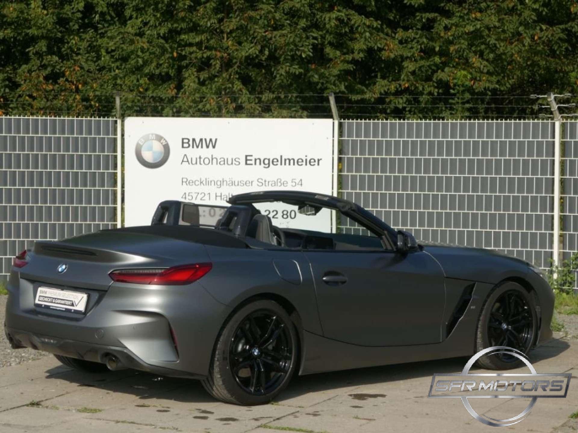 BMW Z4  sdrive 20i Msport auto – FROZEN GREY