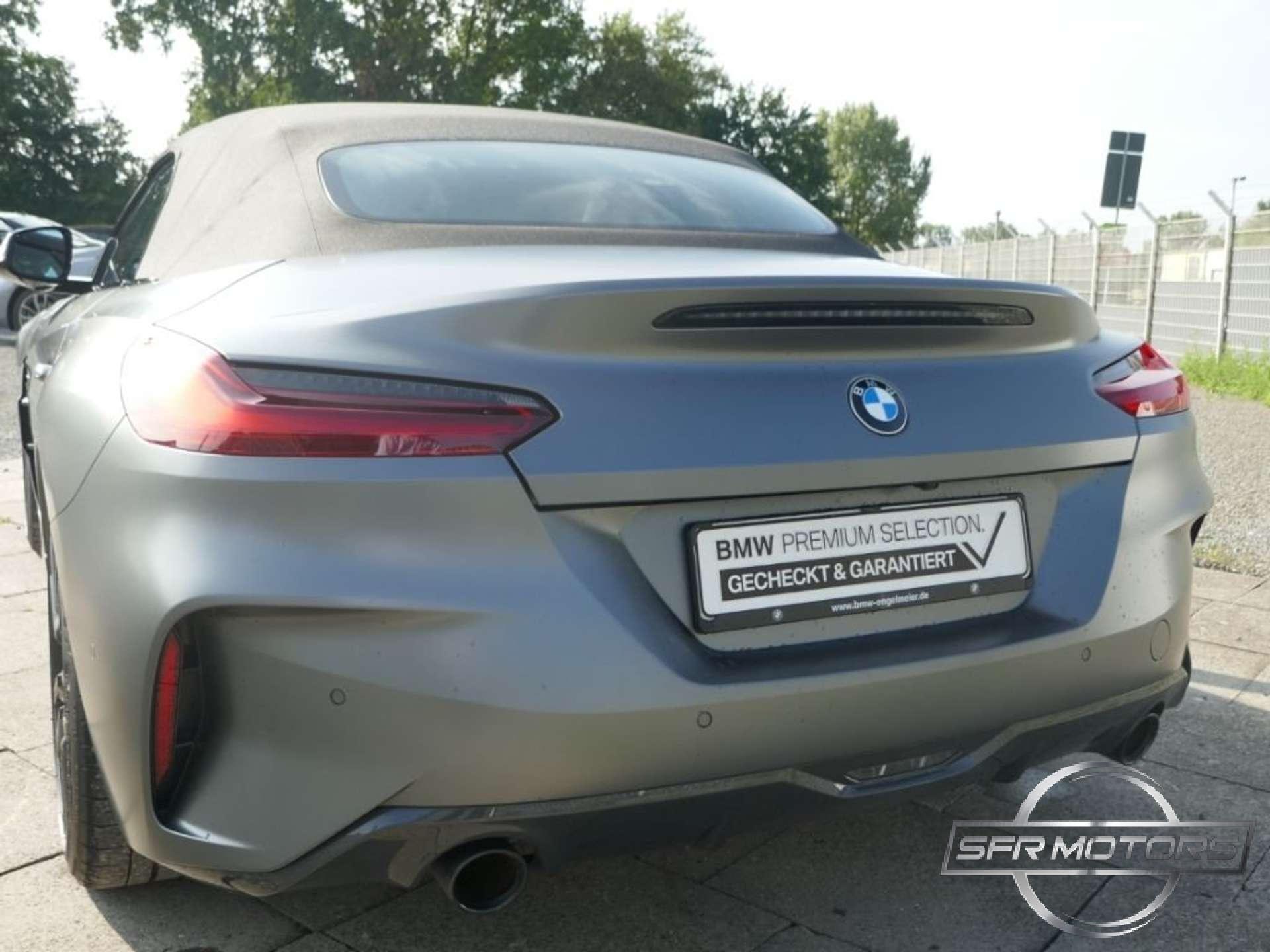 BMW Z4  sdrive 20i Msport auto – FROZEN GREY