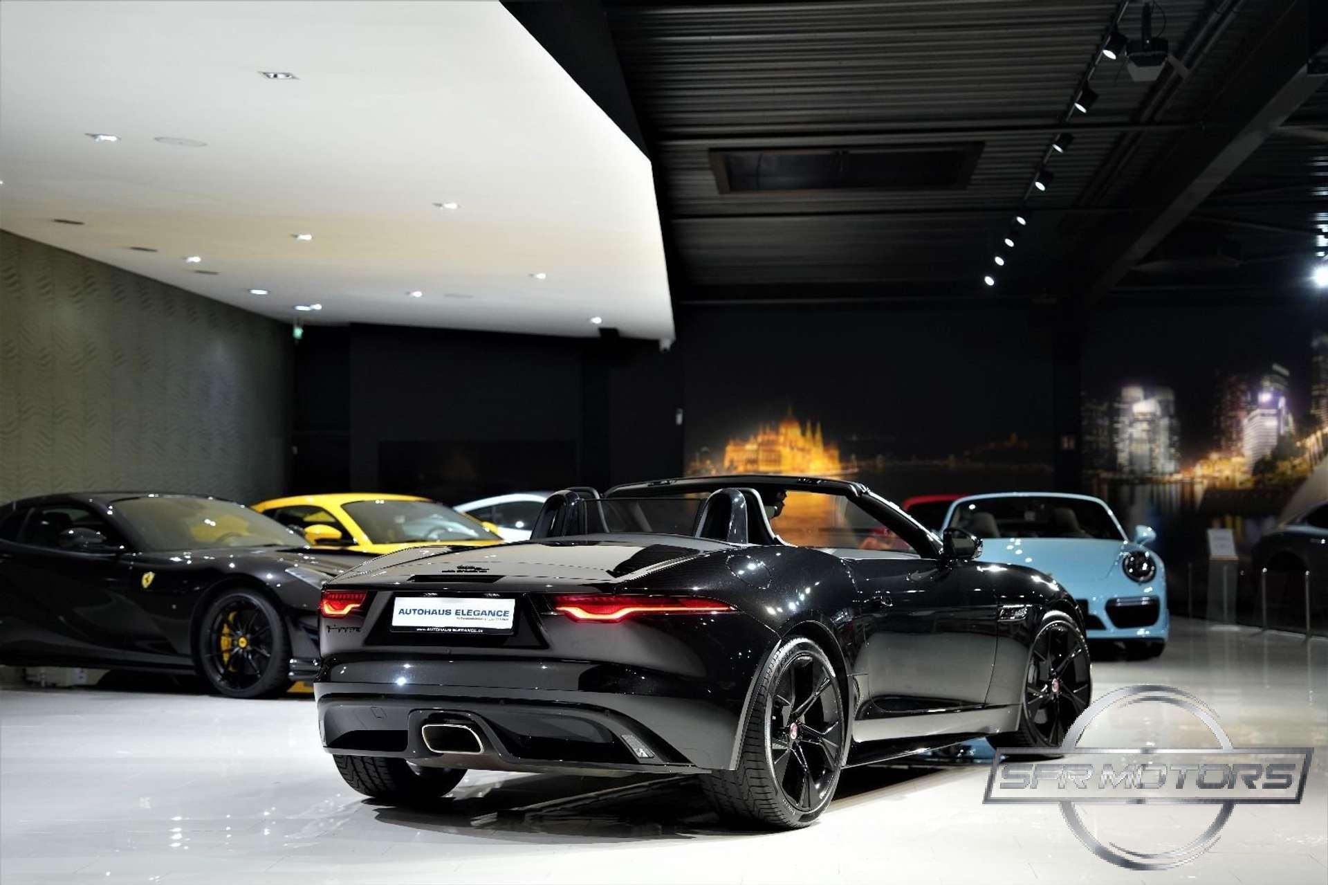 Jaguar F-Type  Cabrio 2.0 i4 R-Dynamic Black rwd 300cv auto