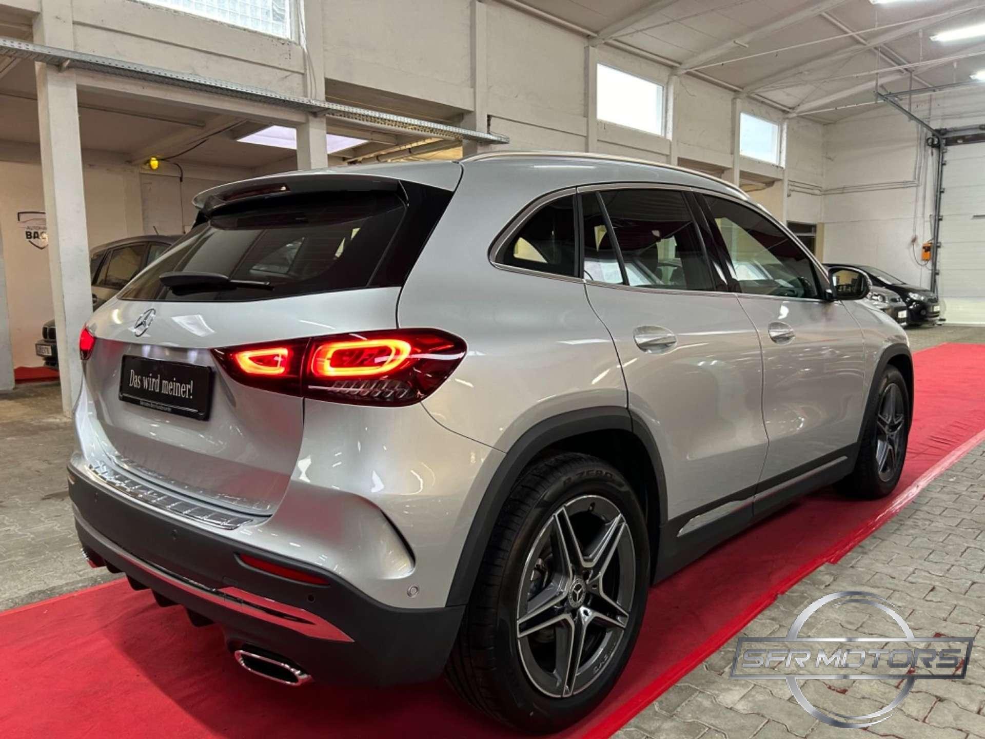 Mercedes-Benz GLA 200  Premium auto