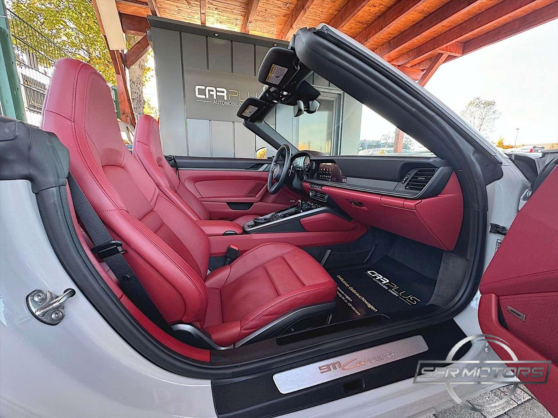 Porsche 911  Cabrio 3.0 Carrera auto BOSE/360*