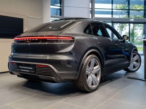 Porsche Macan  4 ELETTRICO – TETTO/DRIVE-SELECT/BOSE