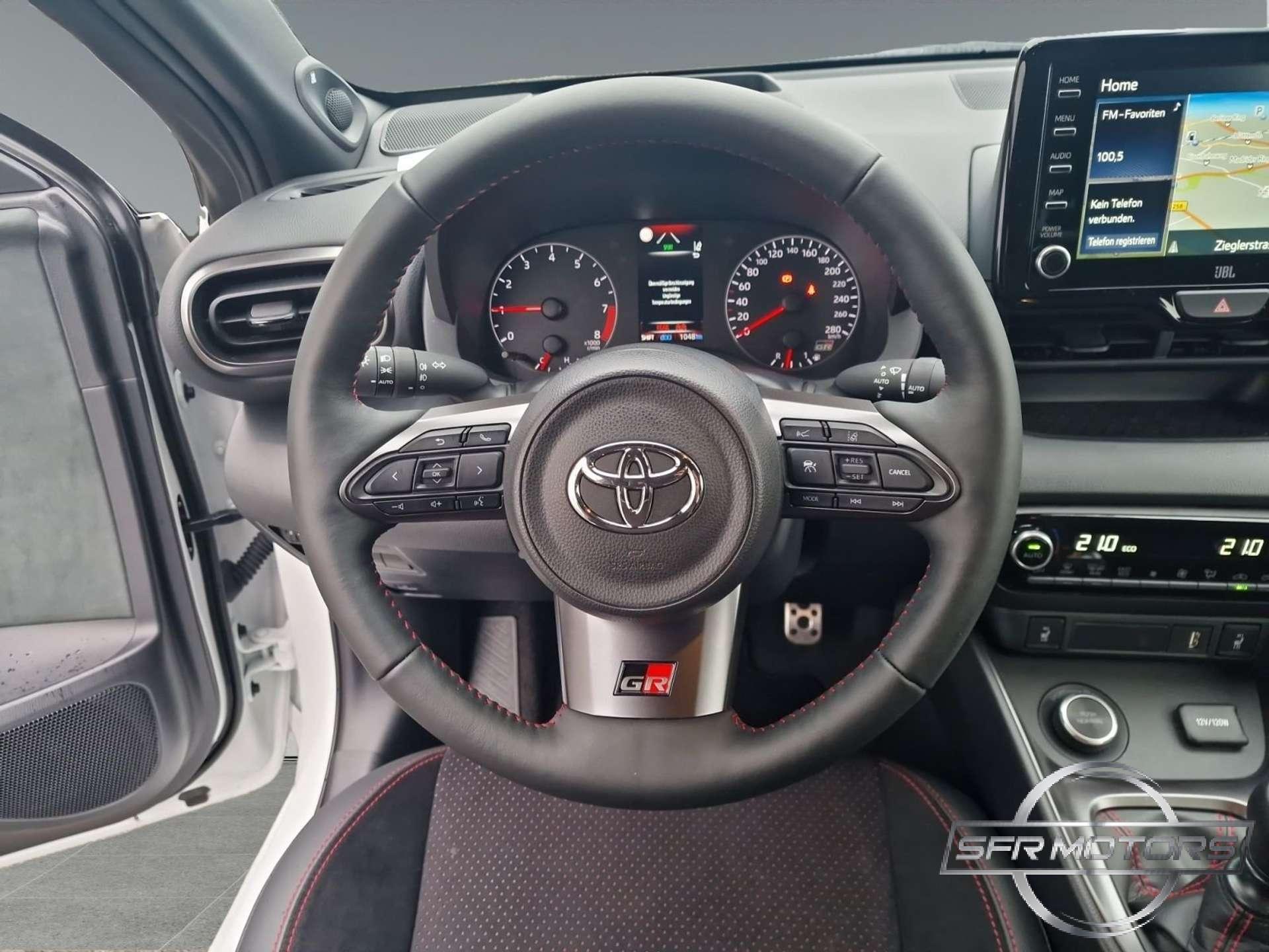 Toyota Yaris  GR 1.6 Circuit CAMERA/NAVI/LED