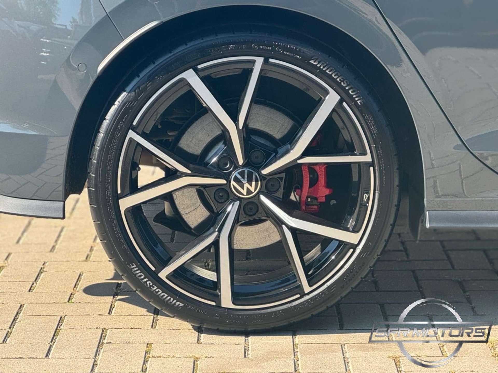 Volkswagen Golf GTI  CLUBSPORT 2.0 tsi 300cv dsg -TETTO/AKRAPOVIC