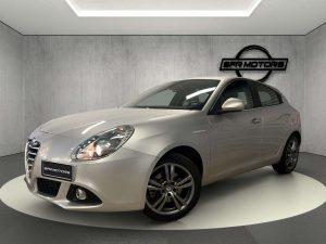 Alfa Romeo Giulietta  Distinctive 2.0 jtdm 175cv tct – PALETTE/SENSORI