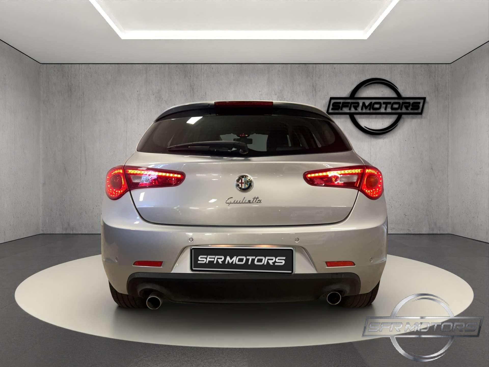 Alfa Romeo Giulietta  Distinctive 2.0 jtdm 175cv tct – PALETTE/SENSORI