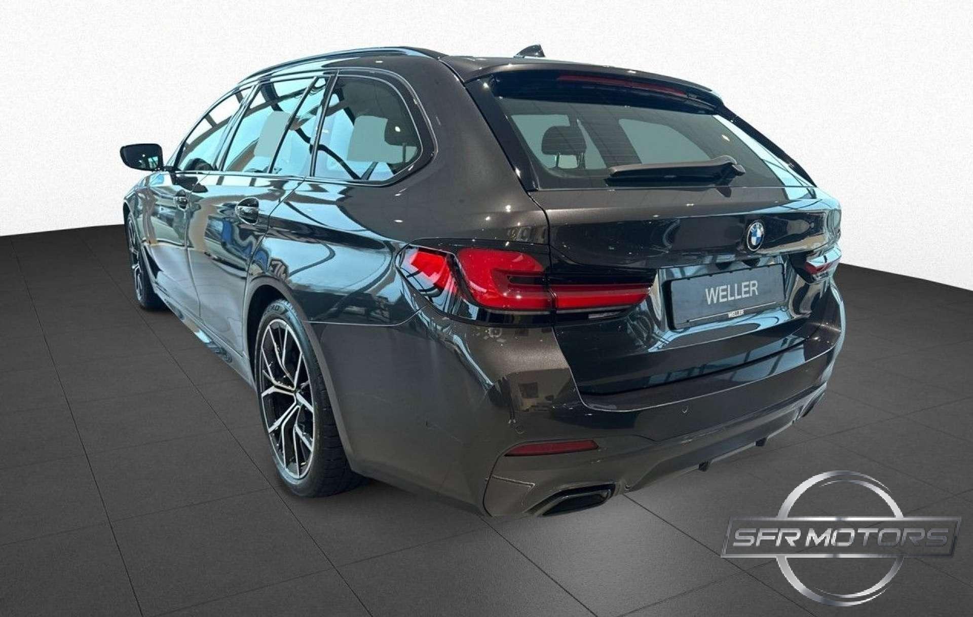 BMW 520  520d Touring mhev 48V Msport auto