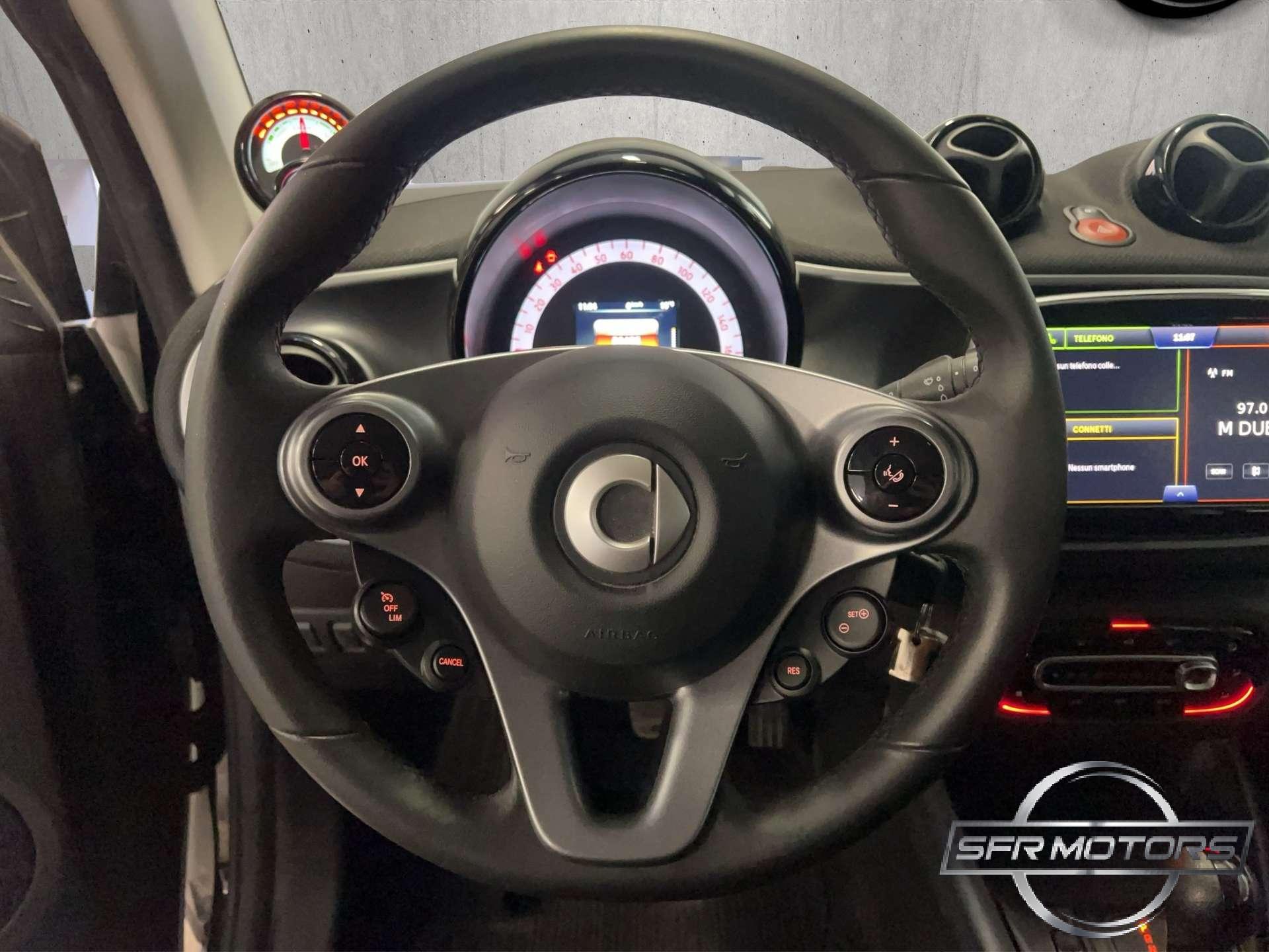 smart forTwo  EQ Passion 41kw – IVA ESPOSTA/BRACCIOLO