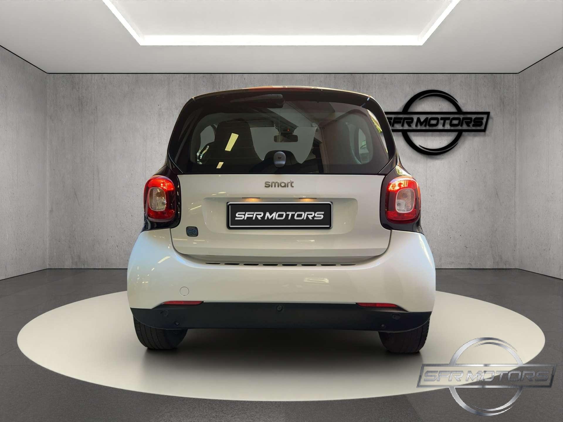 smart forTwo  EQ Passion 41kw – IVA ESPOSTA/BRACCIOLO