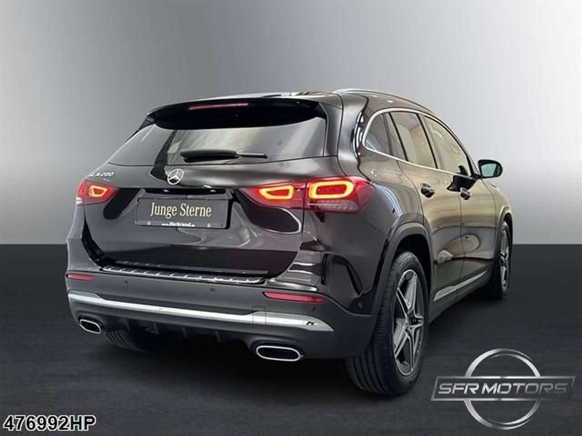 Mercedes-Benz GLA 200  AMG Line Premium auto CAMERA/PACK LUCI