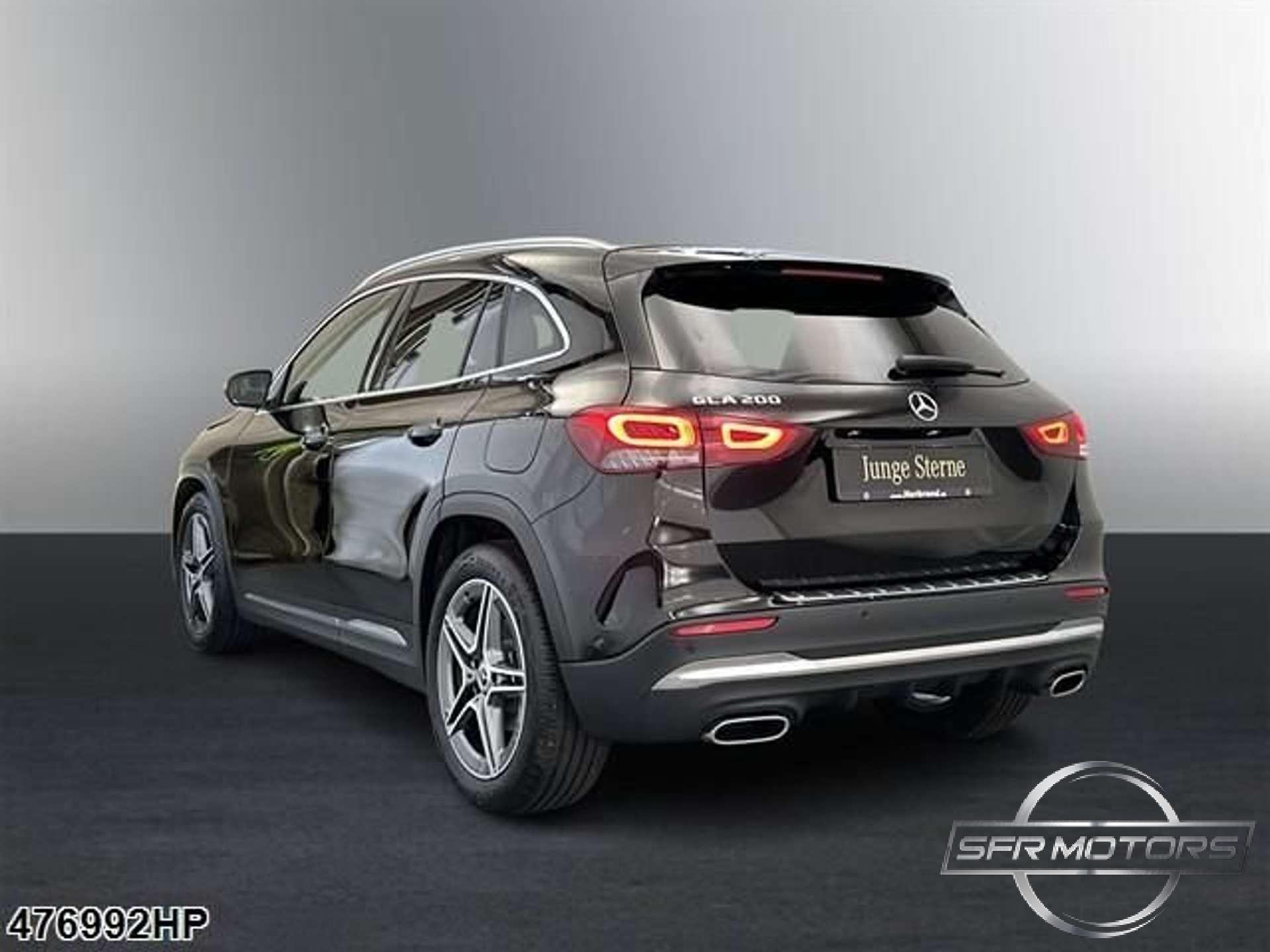 Mercedes-Benz GLA 200  AMG Line Premium auto CAMERA/PACK LUCI