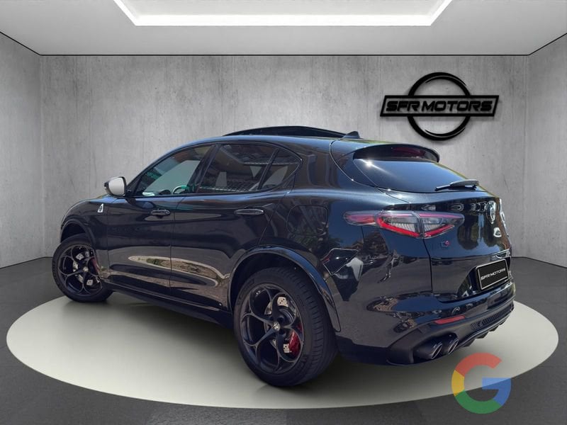 Alfa Romeo Stelvio QV Q4 Akrapovic – PROMO