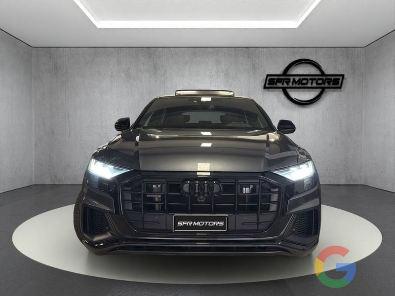 Audi Q8 S Line quattro 55 TFSI 3.0 340cv – PROMO/IVA ESP.