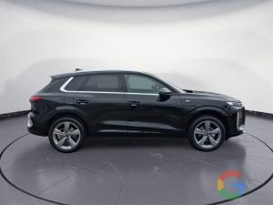 Audi Q3 Q3 TFSI 150 kW S tronic quattro S line edition *PROMO*
