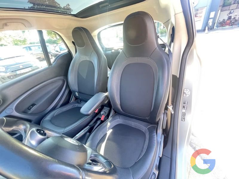 smart fortwo fortwo BRABUS 0.9 Turbo twinamic Xclusive *PROMO*