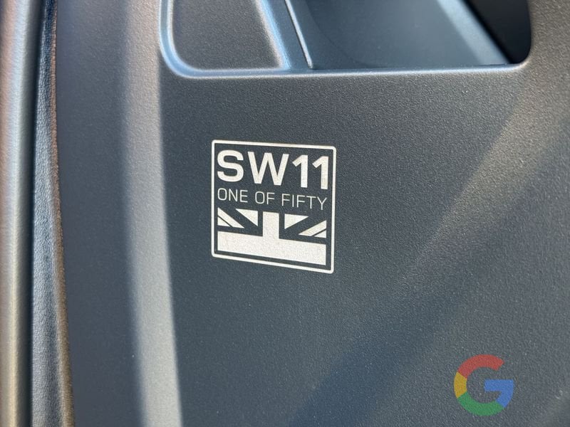 Land Rover Defender 90 AWD Auto X-Dynamic SE SW11 – PROMO