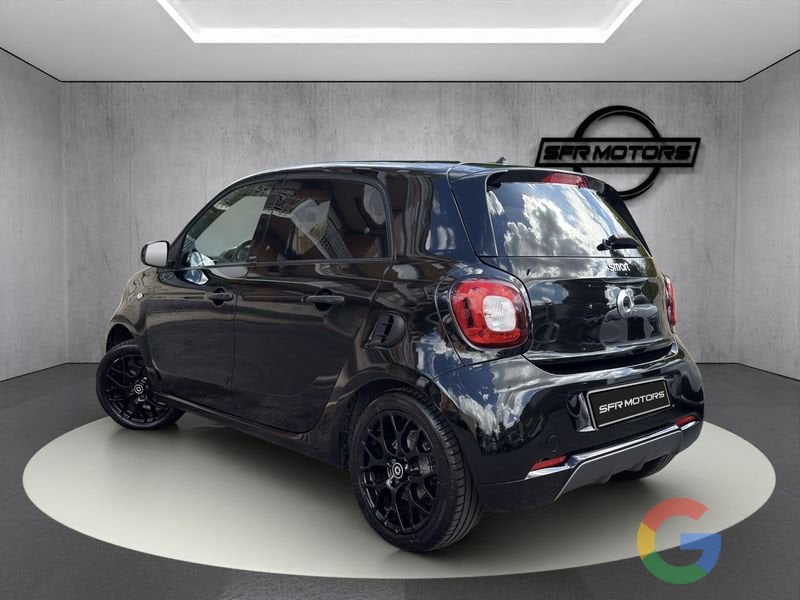 smart forfour Superpassion turbo – PROMO