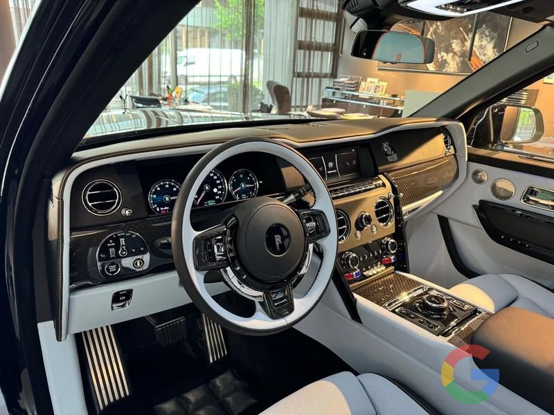 Rolls Royce Cullinan Cullinan Black Badge Edition *IVA ESPOSTA*