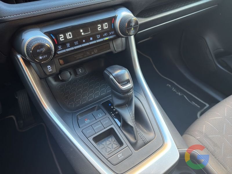 Toyota RAV4 Business Hybrid – PROMO/.IVA ESP.