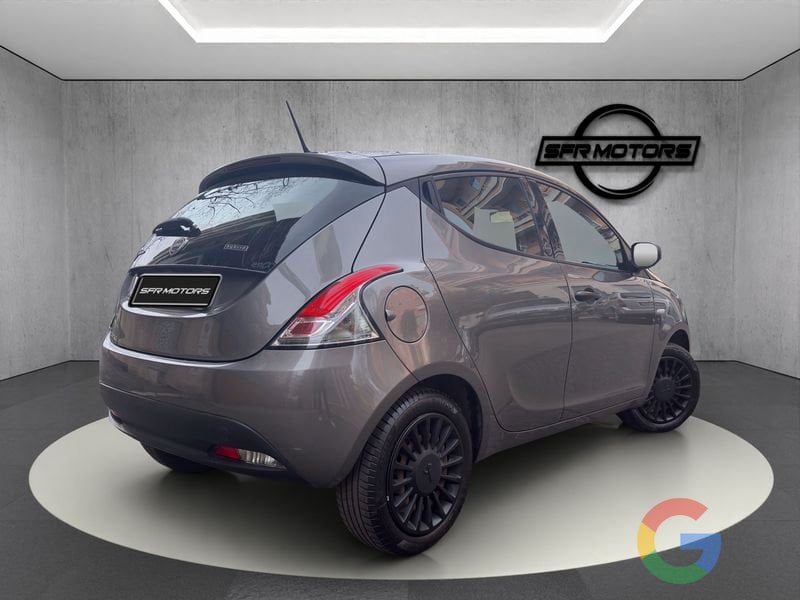 Lancia Ypsilon Hybrid 1.0 70cv – PREZZO PROMO
