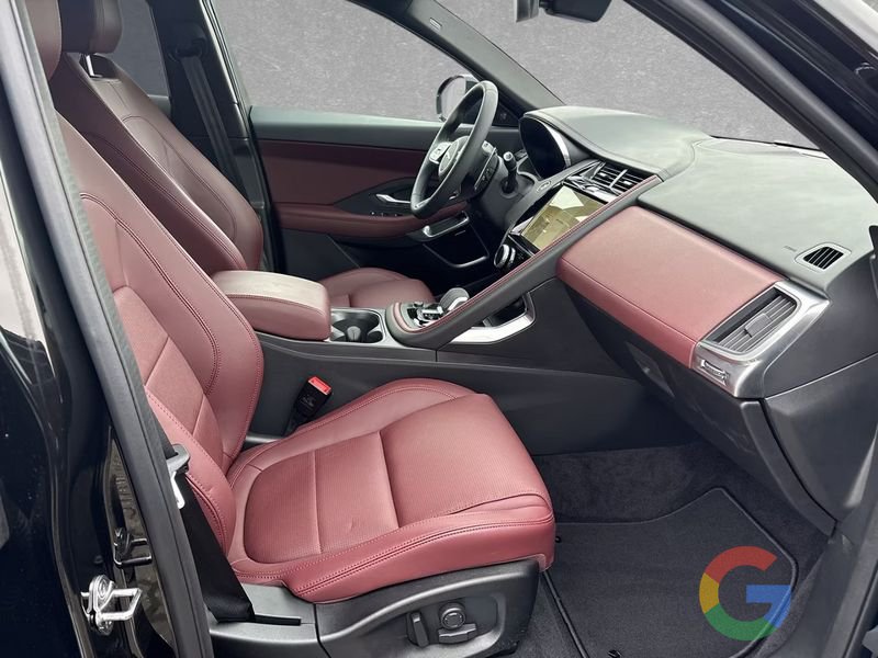 Jaguar E-Pace 2.0 P250 R-DYNAMIC SE AUTO 4WD