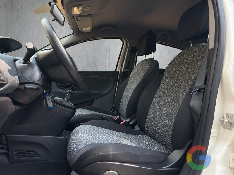 Lancia Ypsilon Hybrid 1.0 70cv – PREZZO PROMO