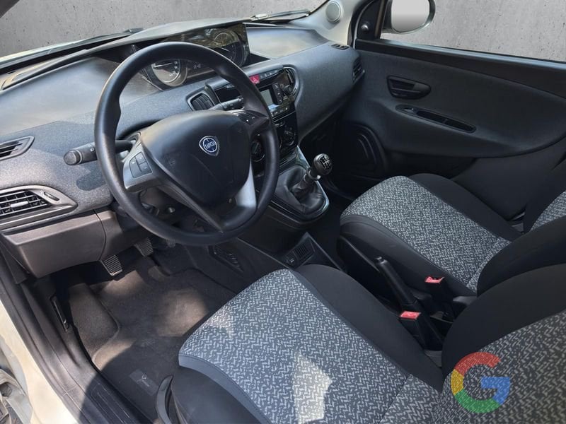 Lancia Ypsilon Hybrid 1.0 70cv – PREZZO PROMO