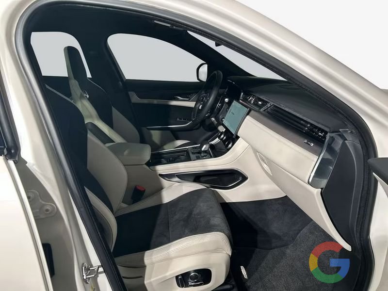 Jaguar F-Pace 5.0 P550 SVR EDITION AUTO 4WD *PROMO*
