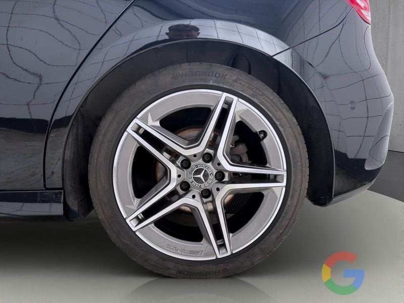 Mercedes-Benz Classe A a180d Premium AMG 116cv – PROMO