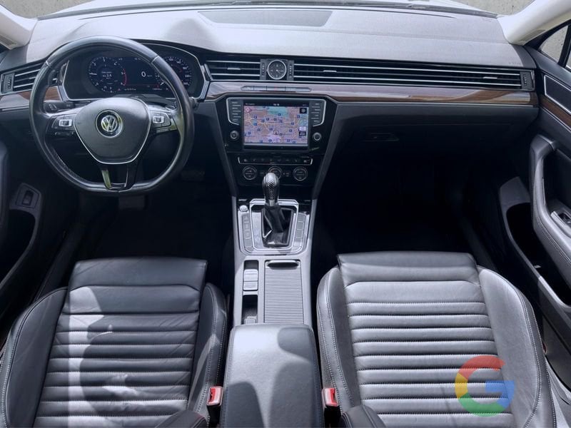 Volkswagen Passat 2.0 BiTDI 240cv R Line DSG 4MOTION