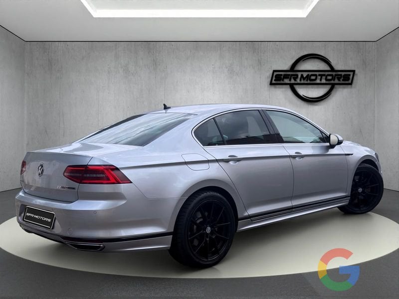 Volkswagen Passat 2.0 BiTDI 240cv R Line DSG 4MOTION