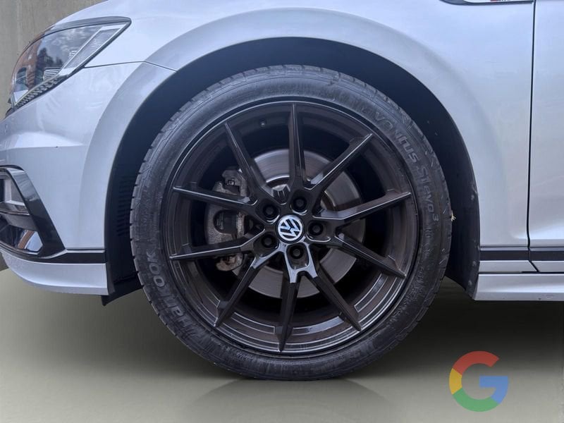 Volkswagen Passat 2.0 BiTDI 240cv R Line DSG 4MOTION