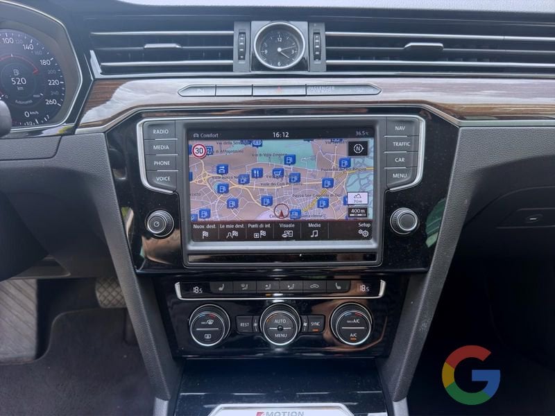 Volkswagen Passat 2.0 BiTDI 240cv R Line DSG 4MOTION