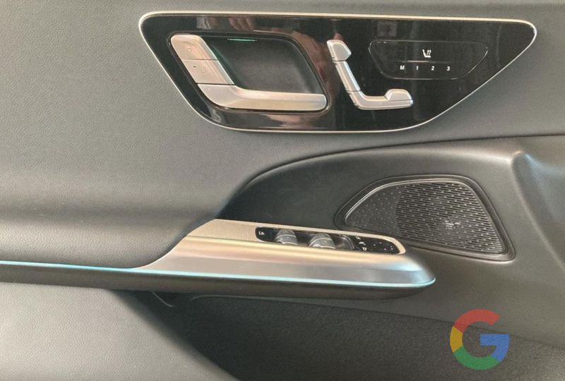 Mercedes-Benz Classe E E300 de Premium plus 313cv *PROMO* *IVA ESP*
