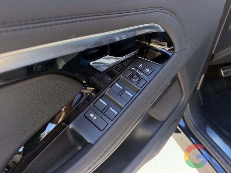 Land Rover Range Rover Evoque 2.0D I4 204 MHEV Dynamic SE AWD auto – PROMO/IVA ESP