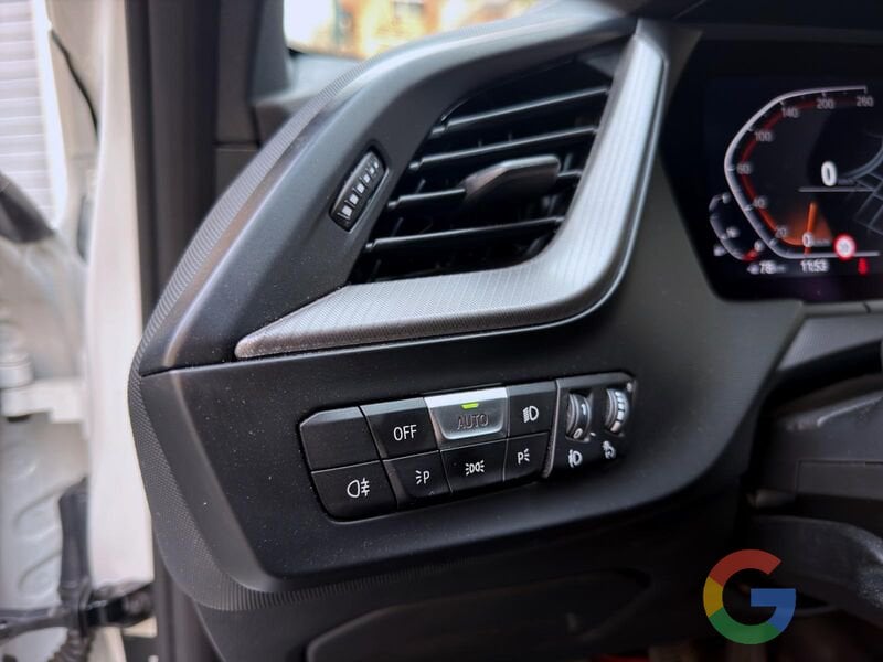 BMW Serie 1 118i Sport Line 136cv – PROMO