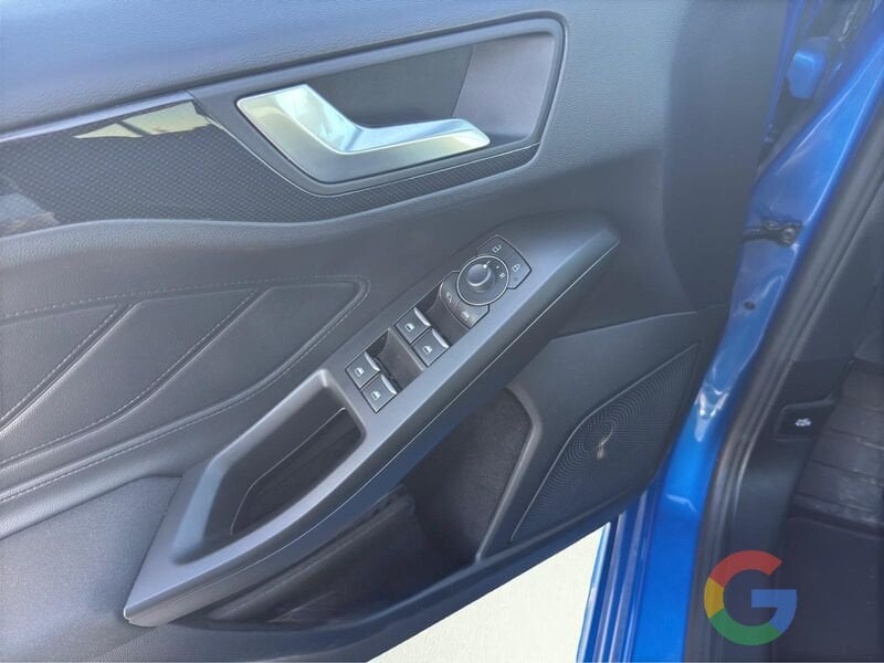Ford Focus 1.0 EcoBoost Hybrid 125cv ST-Line – PROMO