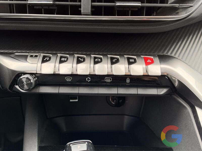 Peugeot 3008 3008 1.6 hybrid phev Allure 225cv e-eat8 – PROMO/IVA ESP.