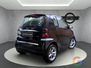 smart fortwo Fortwo 1.0 more black 71cv – SERVOSTERZO